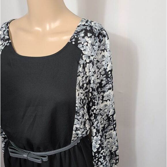 Black flower sleeve with belt women's dress - Picture 8 of 11